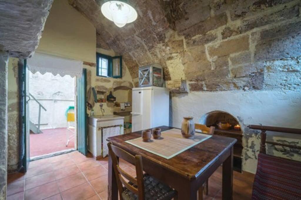 Moundros 1620 Venetian Residence Exterior photo