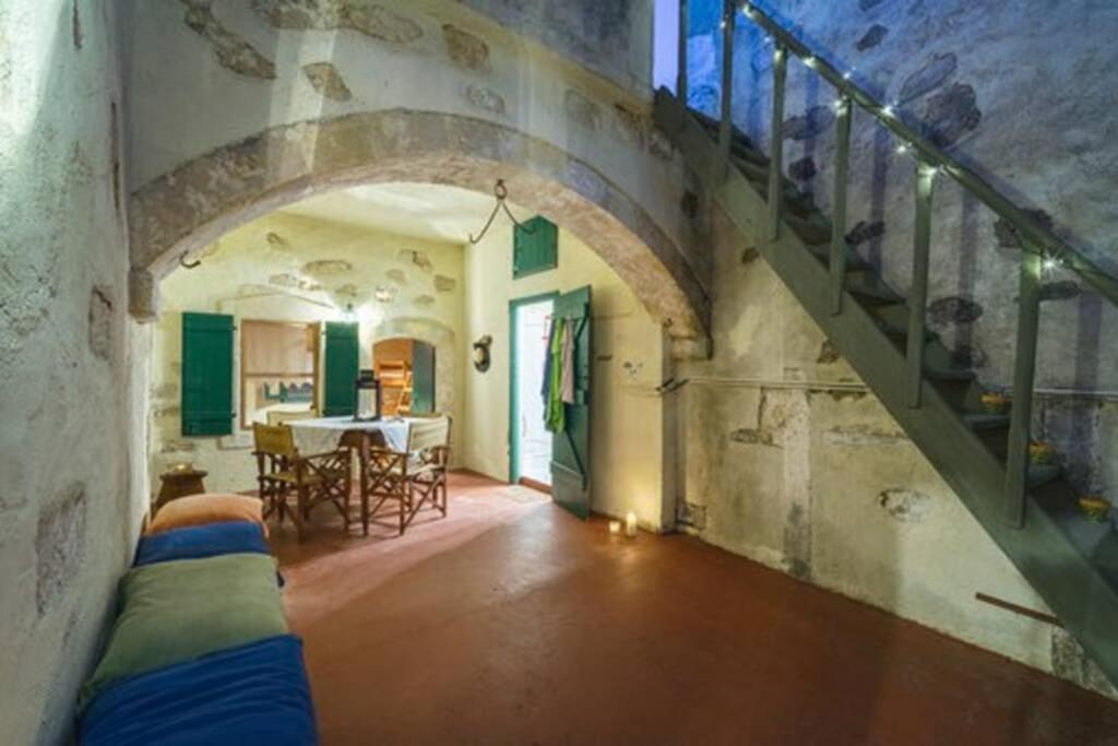 Moundros 1620 Venetian Residence Exterior photo